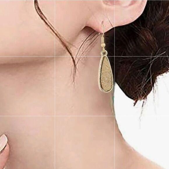 BRAND NEW  CATHERINE MALANDRINO DANGLING DROP WOMEN"S EARRINGS - Picture 12 of 12